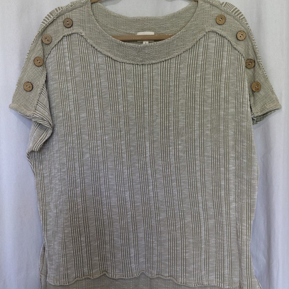 BKE Gray Button-Accent Sweatshirt